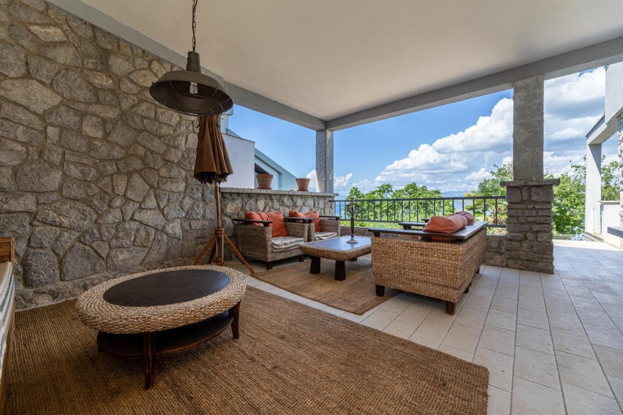 Apartments Ana Malinska Εξωτερικό φωτογραφία