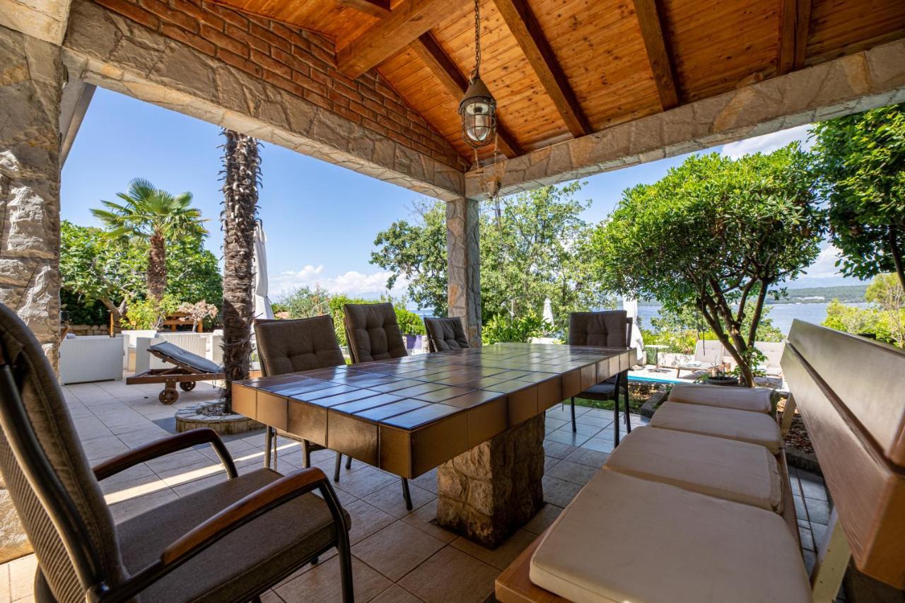 Apartments Ana Malinska Εξωτερικό φωτογραφία