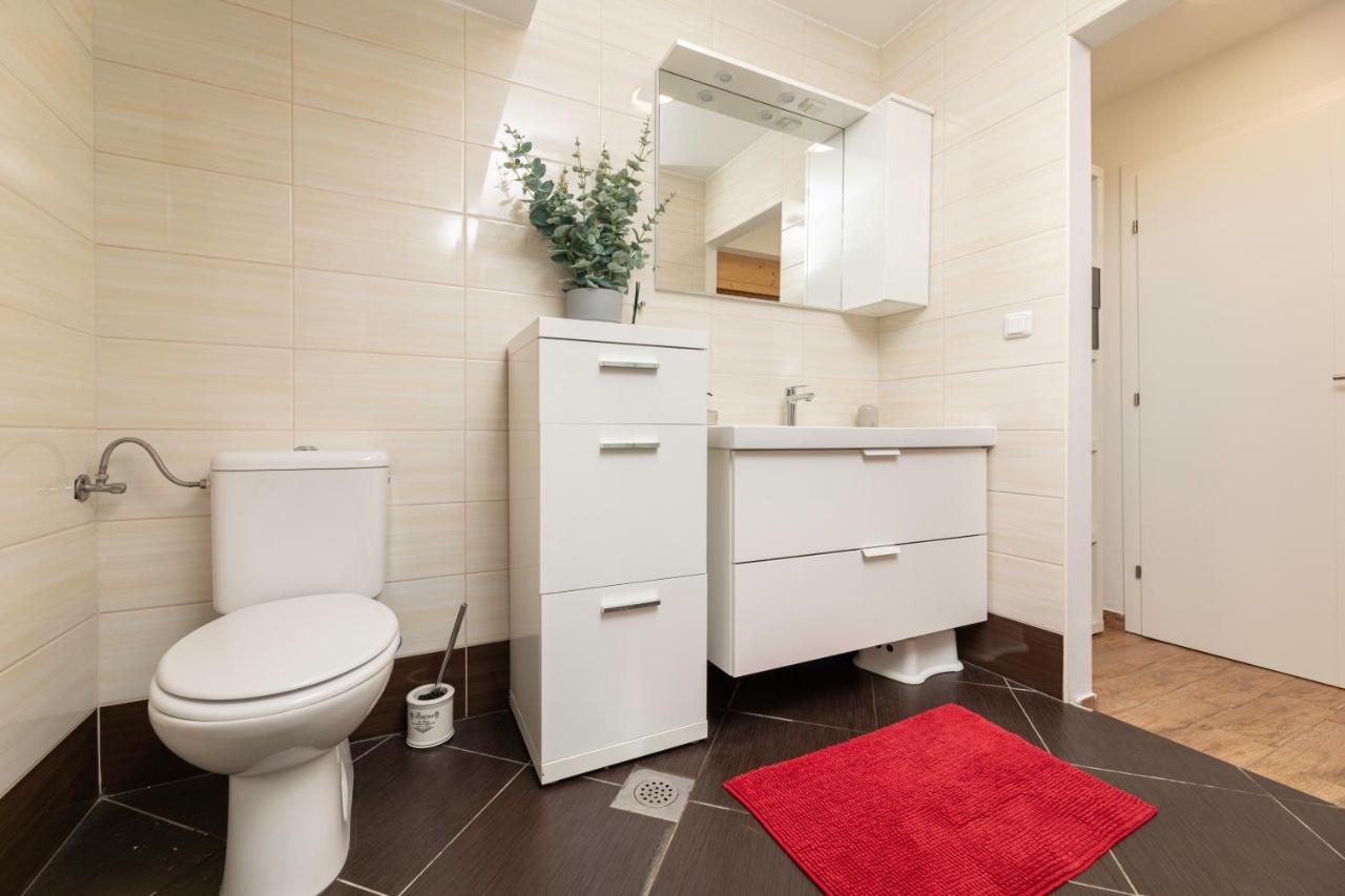 Apartments Ana Malinska Εξωτερικό φωτογραφία