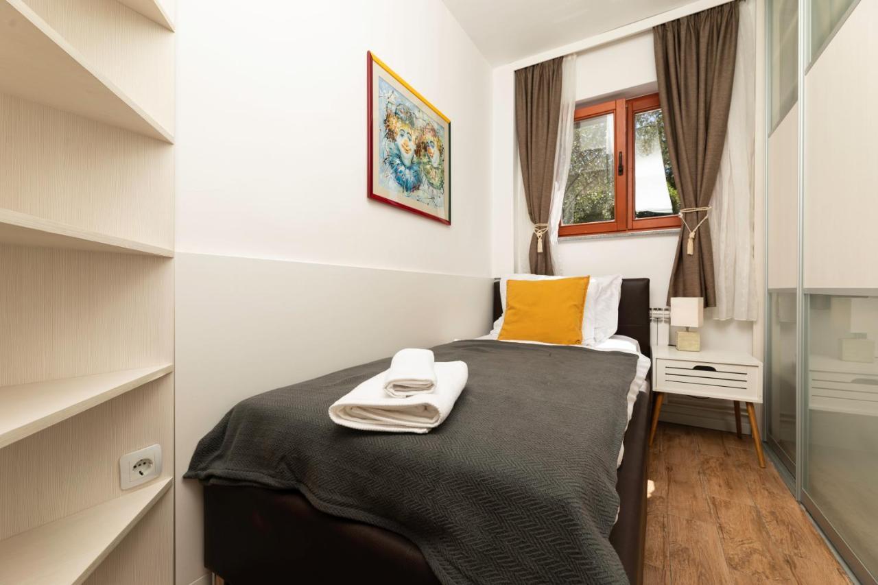 Apartments Ana Malinska Εξωτερικό φωτογραφία