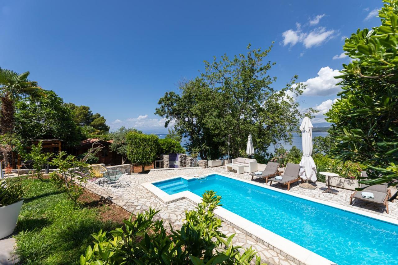 Apartments Ana Malinska Εξωτερικό φωτογραφία