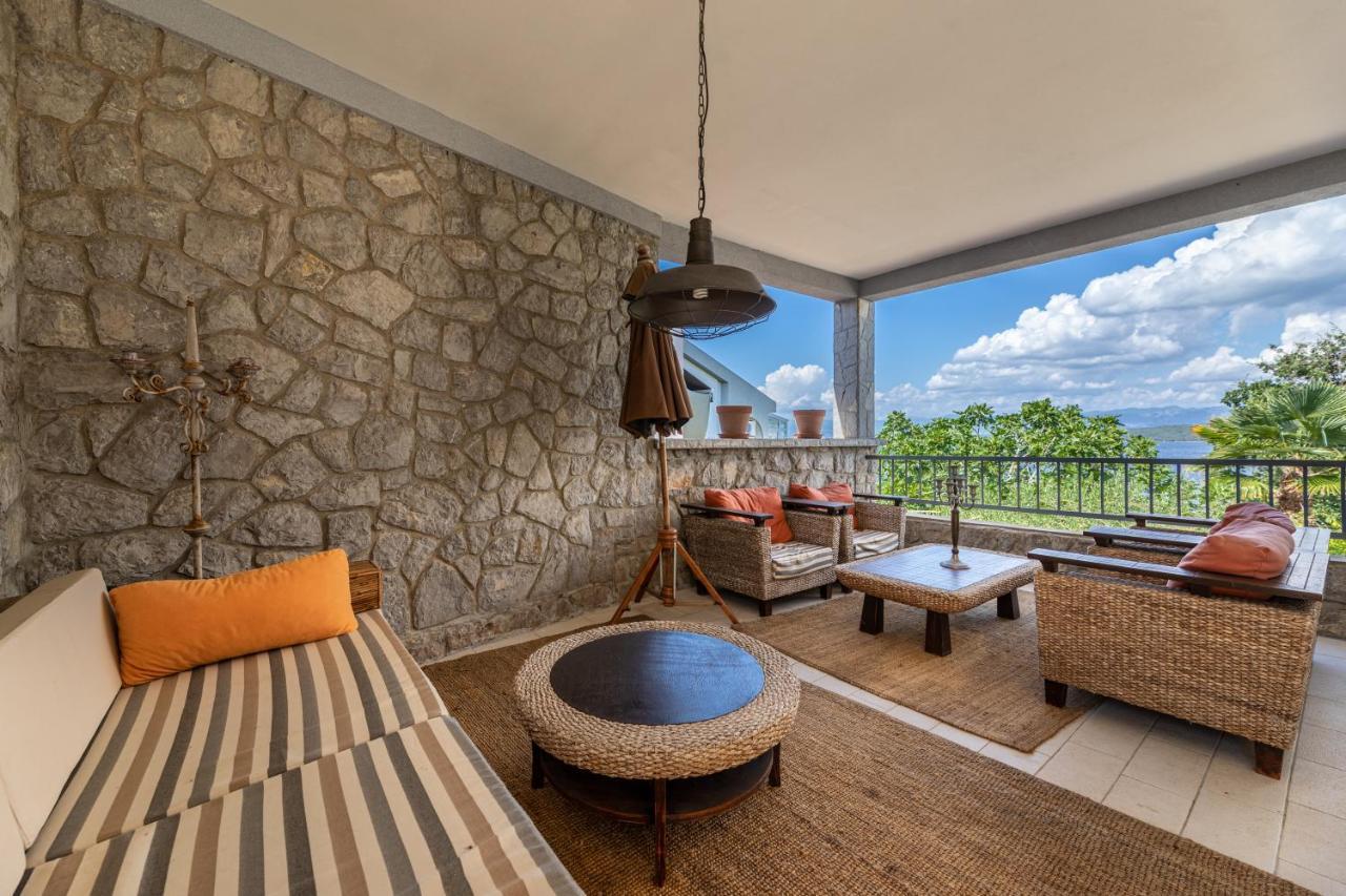Apartments Ana Malinska Εξωτερικό φωτογραφία
