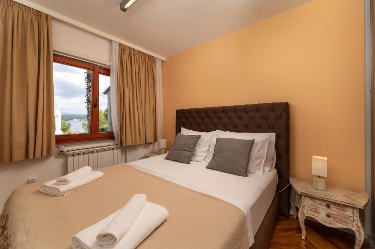 Apartments Ana Malinska Εξωτερικό φωτογραφία